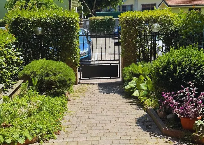 Olivo - With Garden Apartment